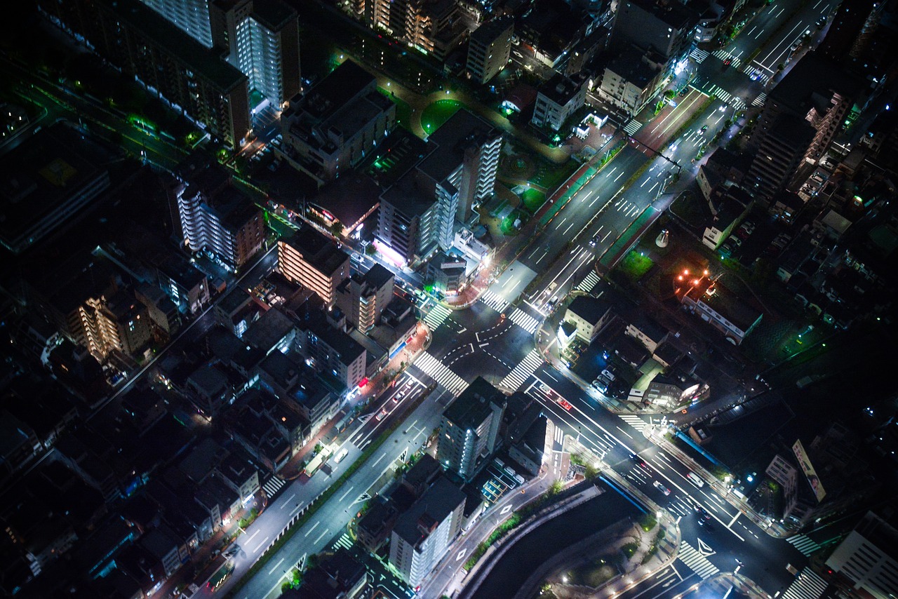 Aerial city at night. Photo credit: Aerial Perspectiveworks, Pixabay